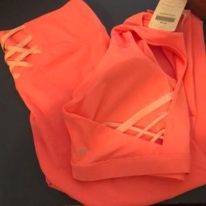 COPY - Fabletics Neon Pink Workout Bra and Pants …